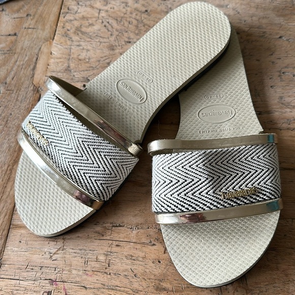 Havaianas Women's You Trancoso Premium Slide Sandals Size 9/10 Metallic Zigzag - Picture 1 of 8